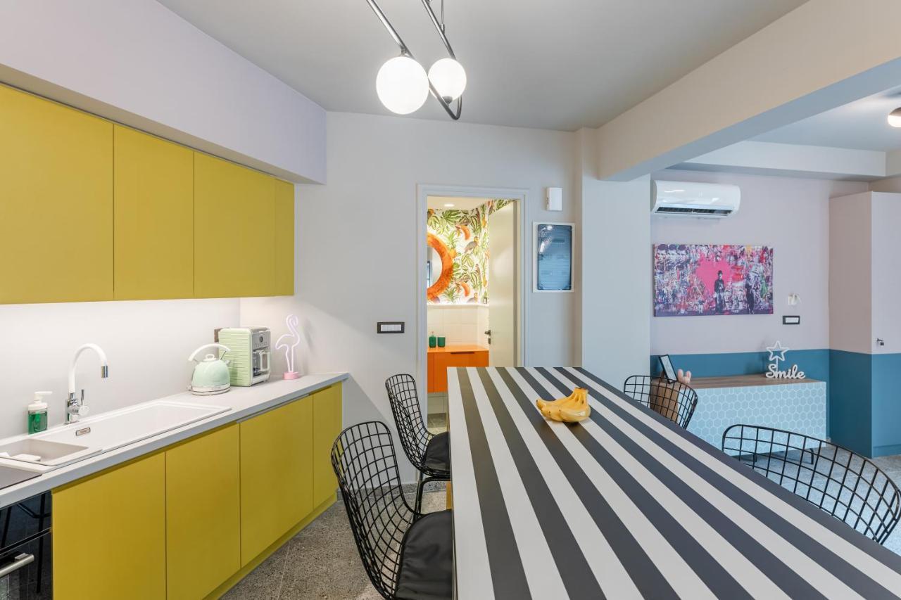 アテネPop Art Homm In Groovy Koukakiアパートメント エクステリア 写真